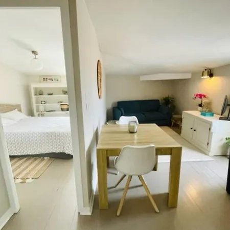 Air-Conditioned Rooftop Flat In La Rochelle Apartment La Rochelle  Exterior photo